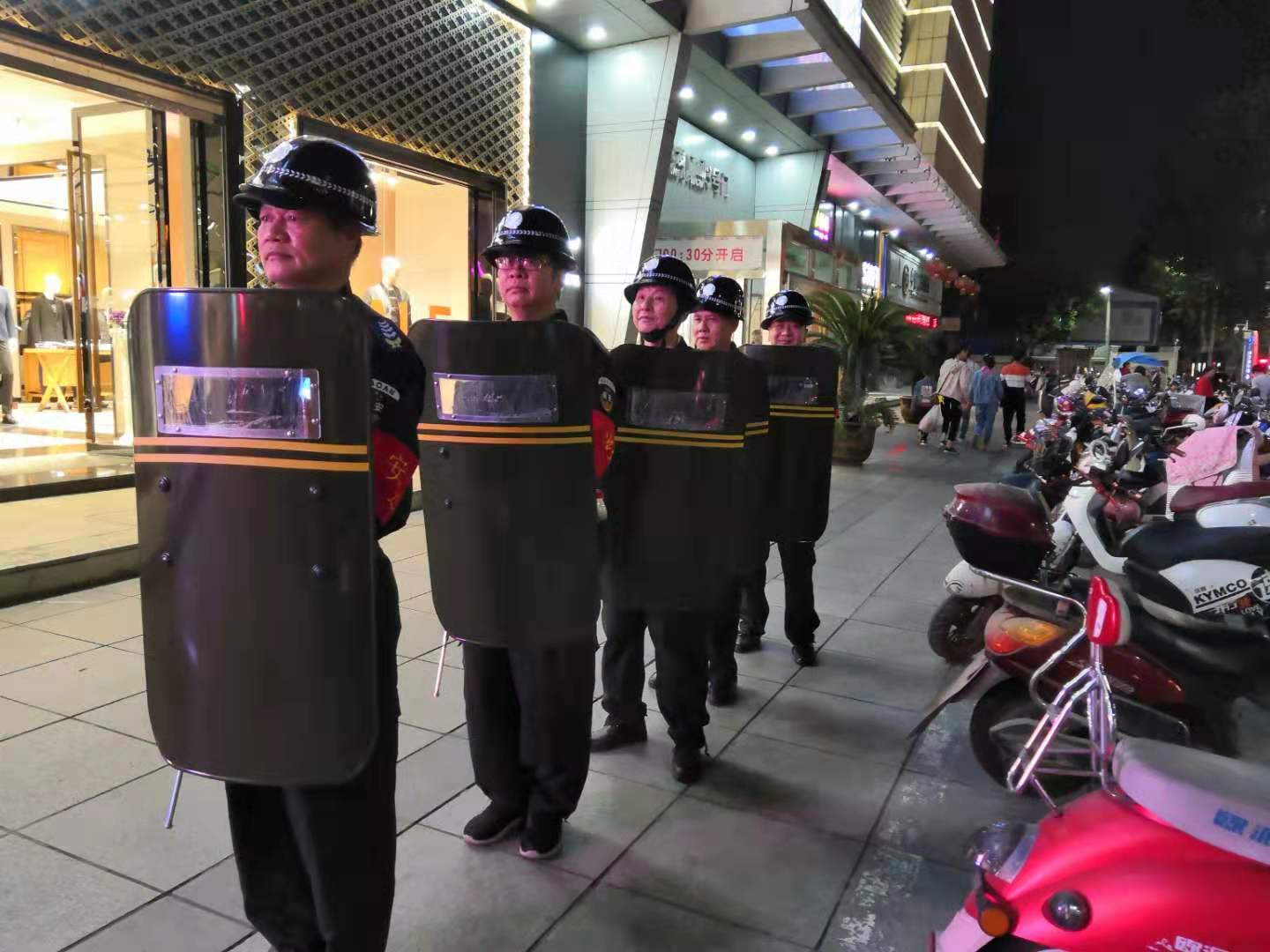 联系我们|襄阳市戎安专业为你提供保安服务 联系我们|襄阳市戎安专业为你提供保安服务